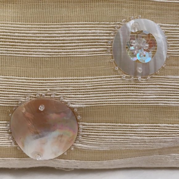 NWOT Philippine Striped Tote w/Abaca, Wood, and Shells - Picture 7 of 16